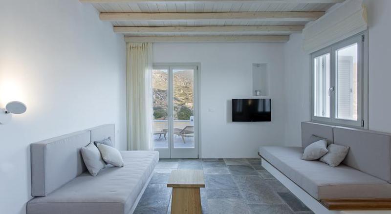 Hide Out Suites Mylopotas Extérieur photo